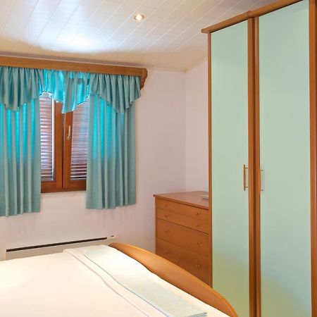 Apartments Vinka イェルサ エクステリア 写真