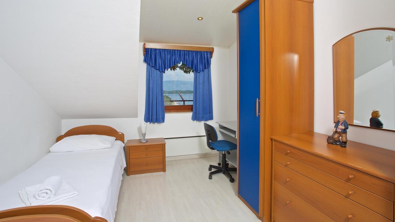 Apartments Vinka イェルサ エクステリア 写真