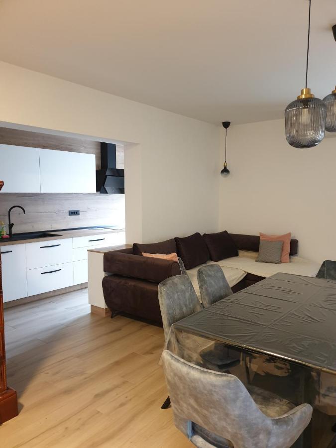 Apartments Vinka イェルサ エクステリア 写真