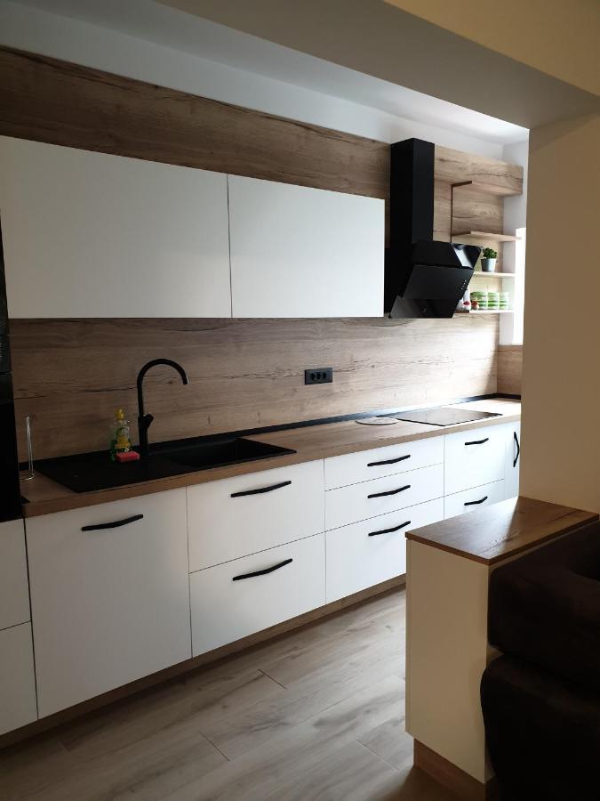 Apartments Vinka イェルサ エクステリア 写真